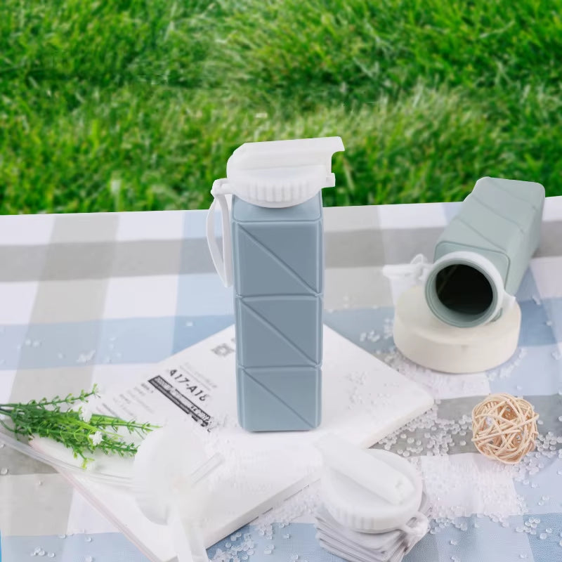 Collapsible Water Bottle with Leakproof Valve, Reusable Silicone Water Bottle for Travel, Gym, Camping, Sport